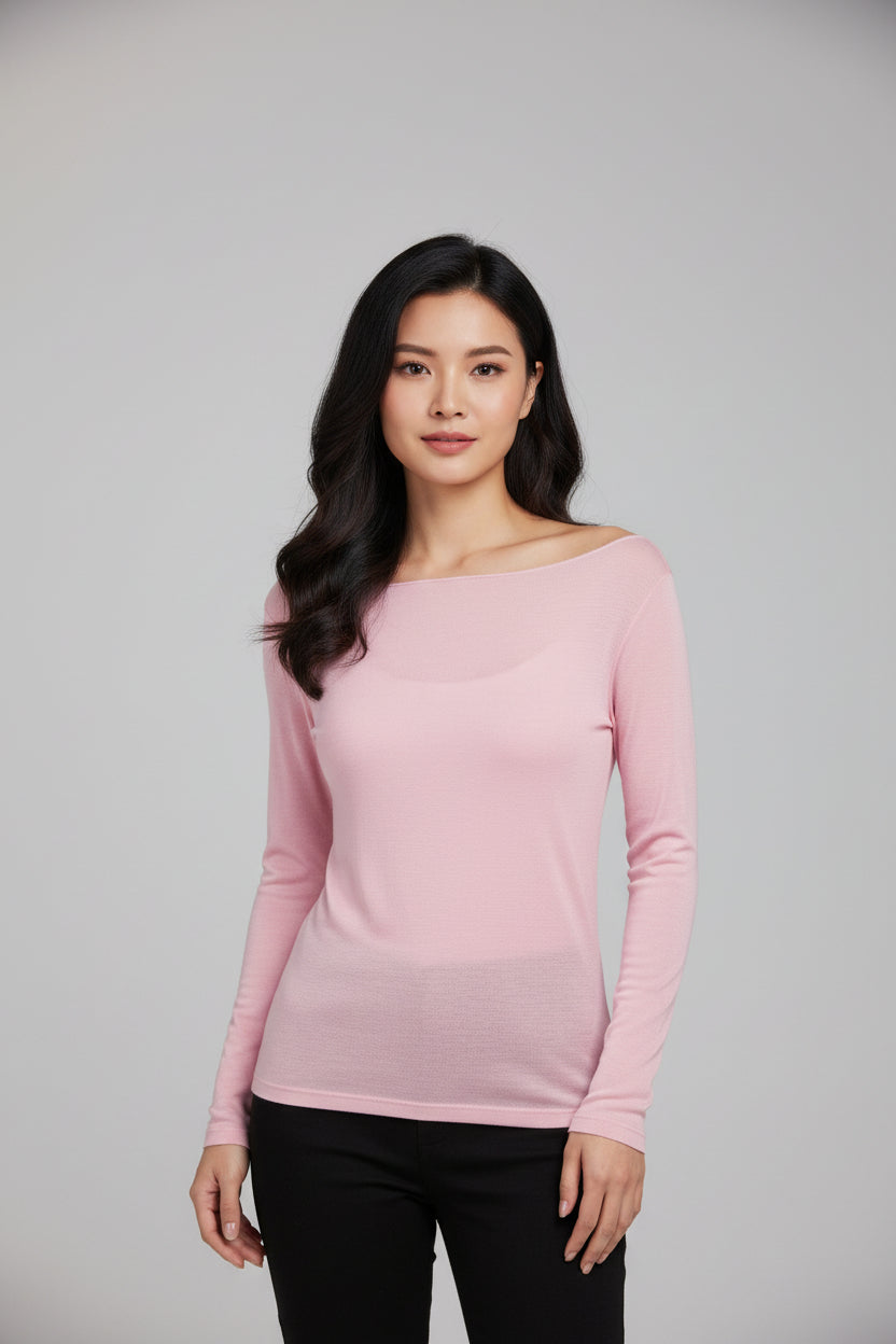 Long-sleeve cashmere T-shirt.
