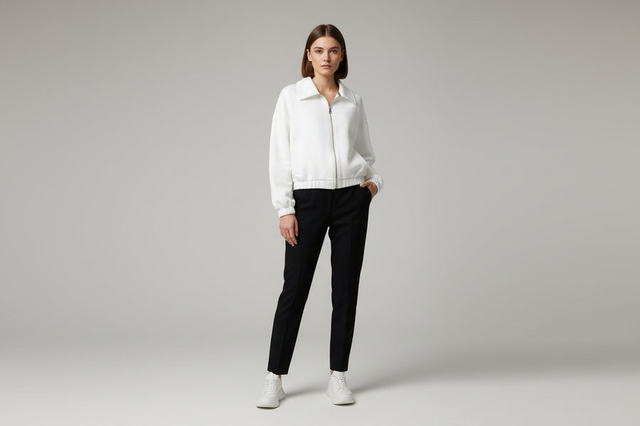 Sweatshirt with zip