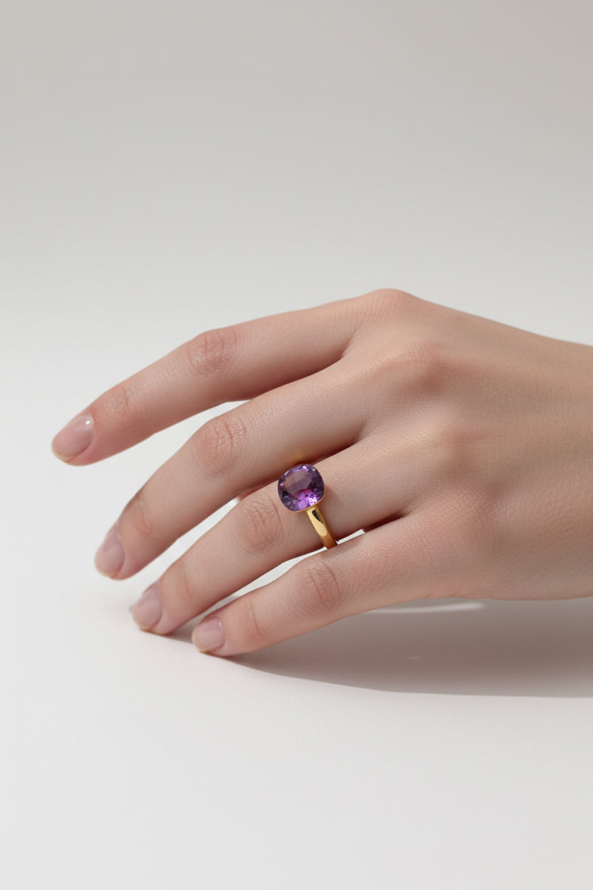 Ring purple