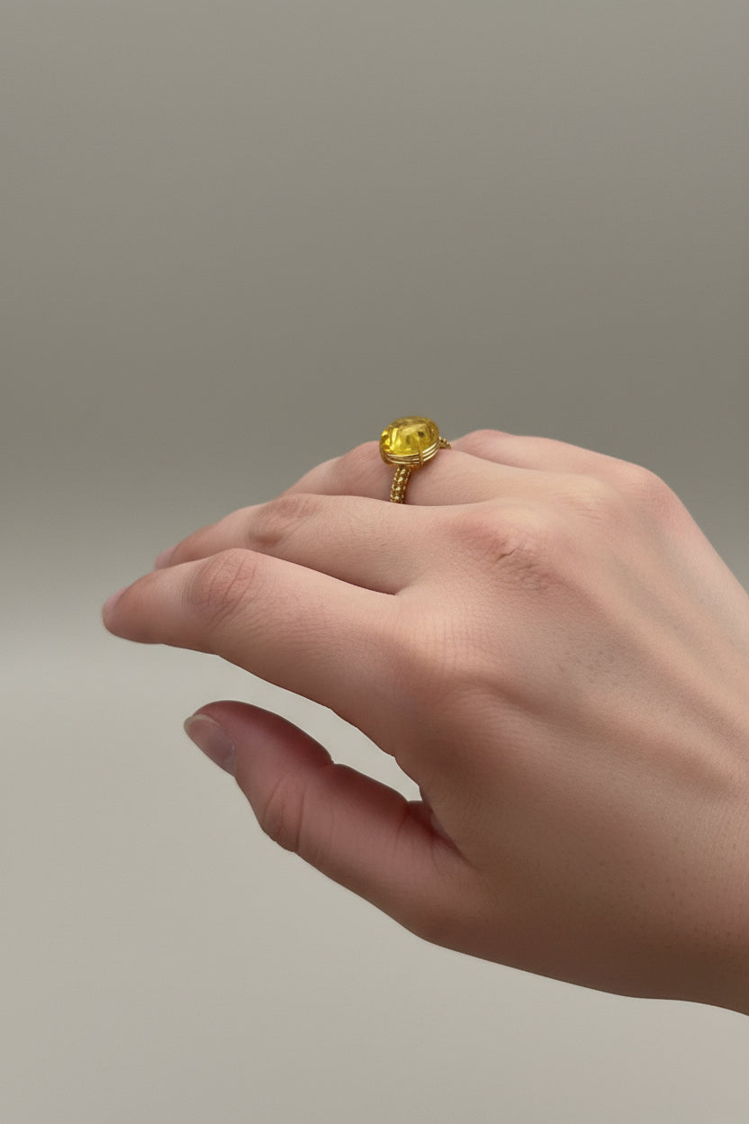 Ring yellow