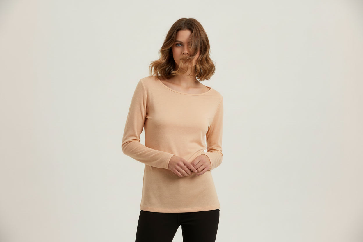 Long-sleeve cashemer T-shirt.