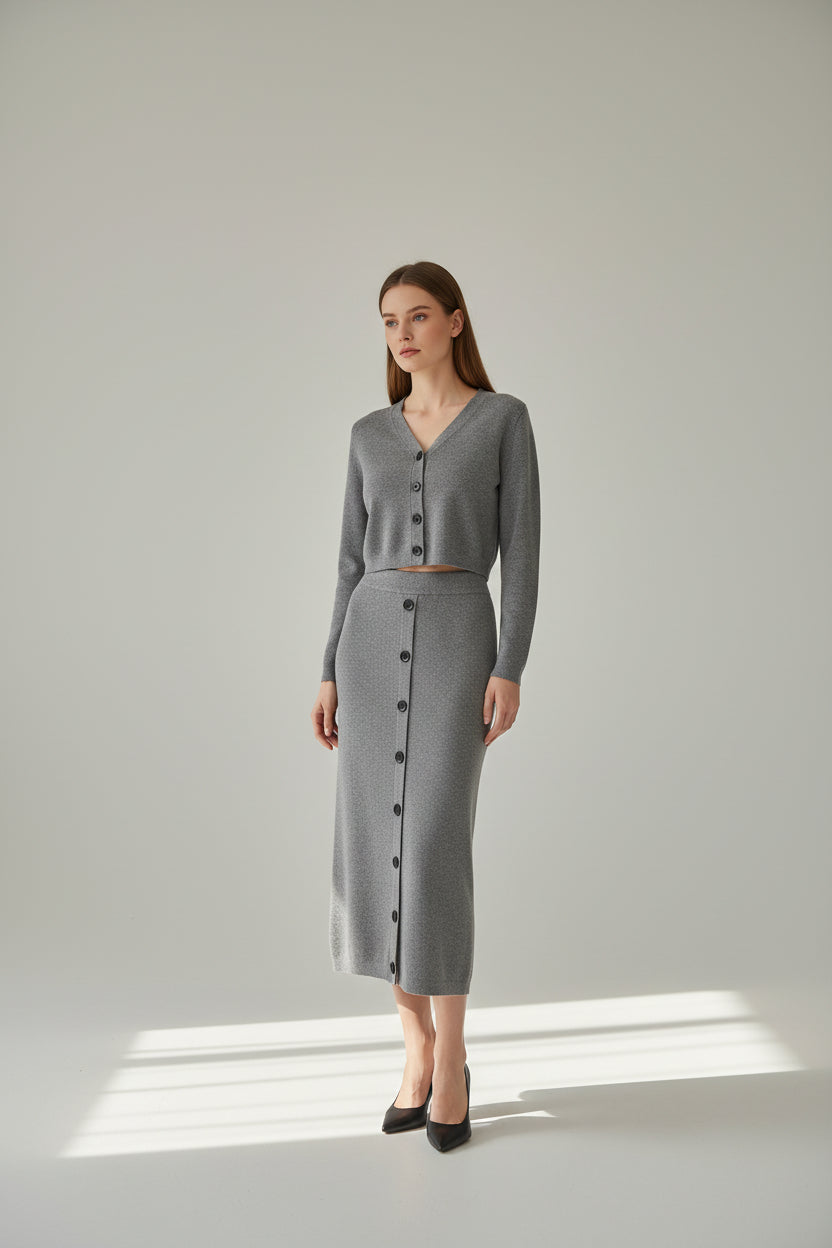 Knitwear with buttons