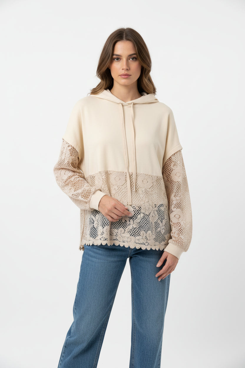 Sweatshirt with lace